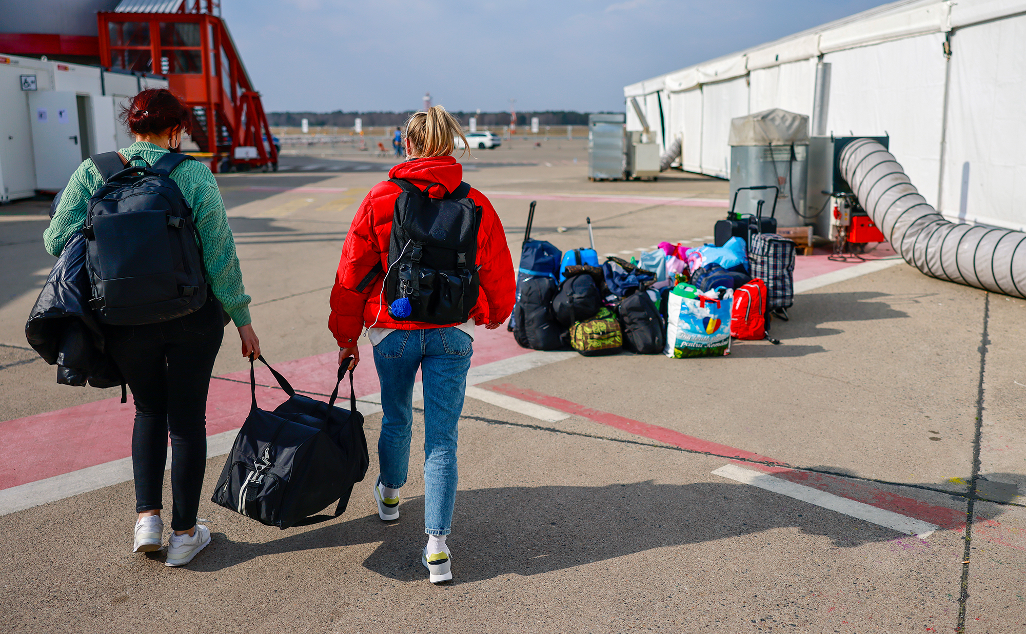 Біженці в Європі: скільки насправді платять українцям у 2025 році